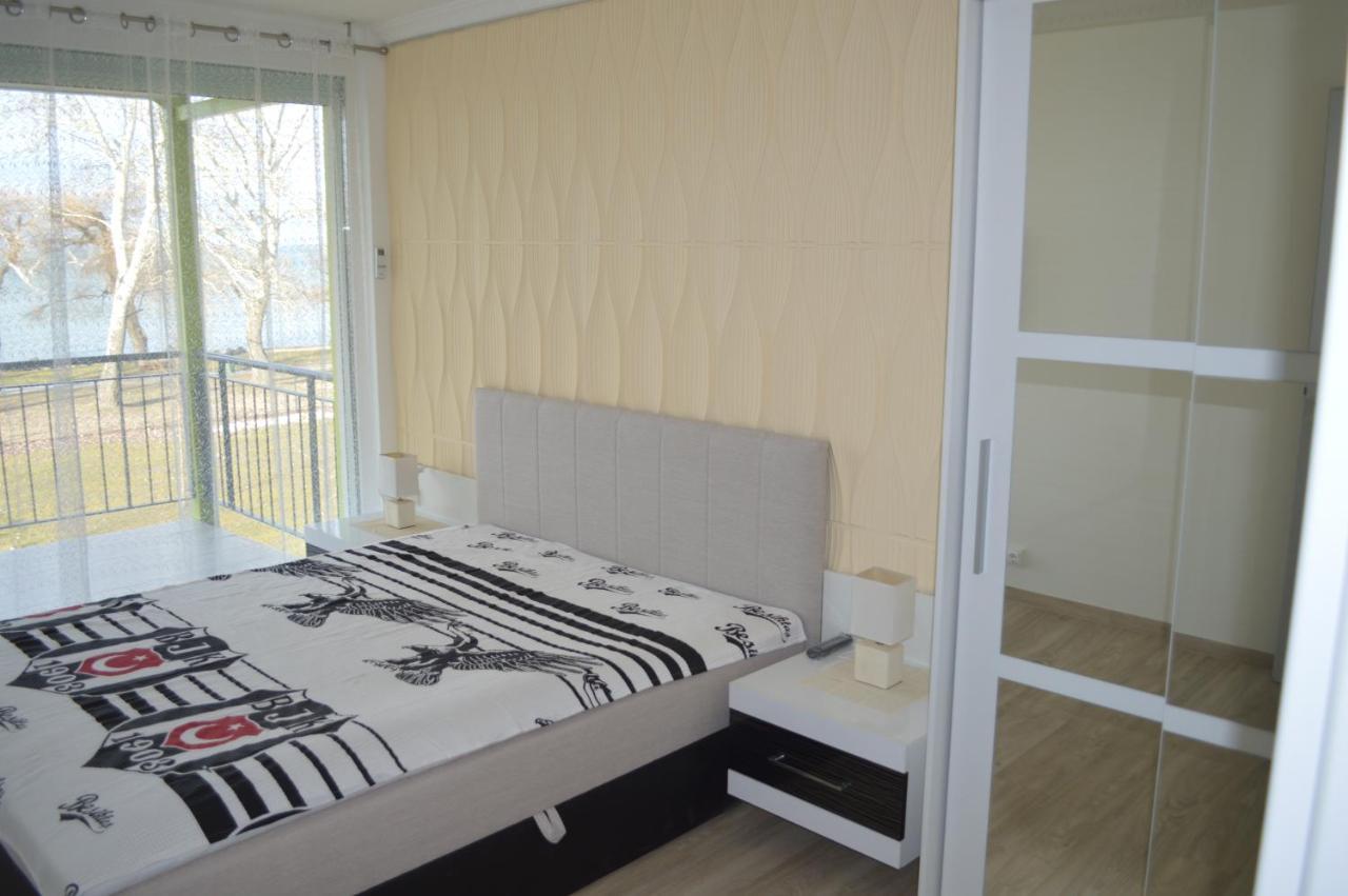 Siofok Ezuestpart Granada 2 Koezvetlen Vizparti Apartman Apartment ภายนอก รูปภาพ
